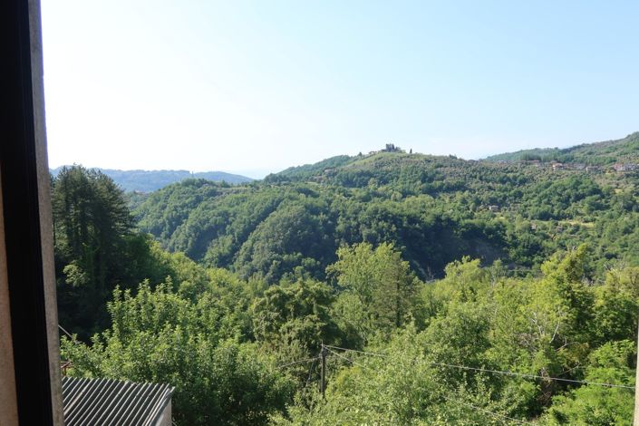 Image No.20-3 Bed Village House for sale