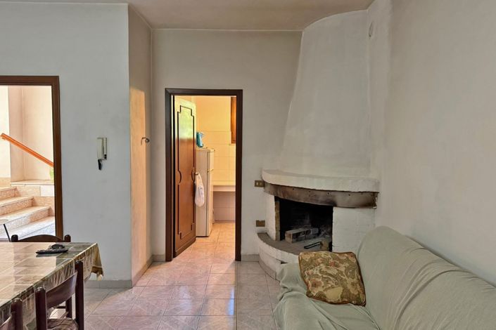 Image No.5-Propriété de 4 chambres à vendre à Villafranca in Lunigiana