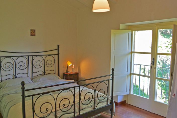 Image No.30-3 Bed Farmhouse for sale