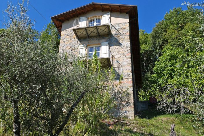 Image No.7-3 Bed Farmhouse for sale