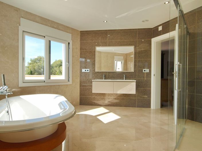 Image No.14-4 Bed Villa for sale