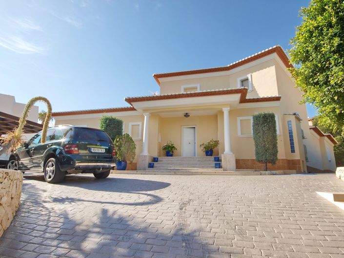 Image No.23-4 Bed Villa for sale