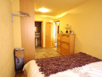 1249propertyinmorairaref1017813