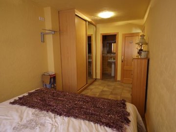 1249propertyinmorairaref1017814