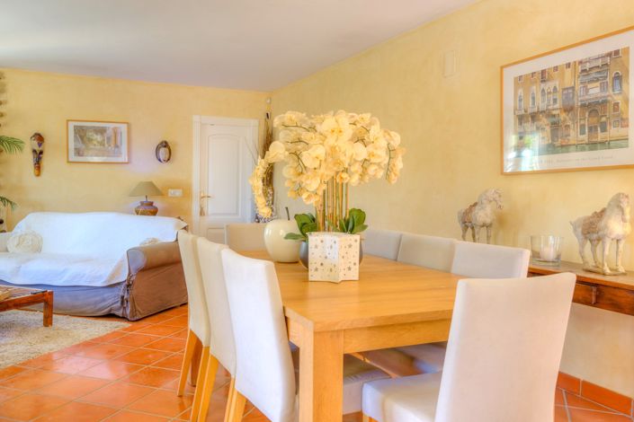 Image No.11-3 Bed Villa for sale