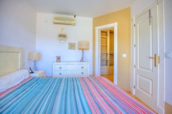 Image No.14-3 Bed Villa for sale