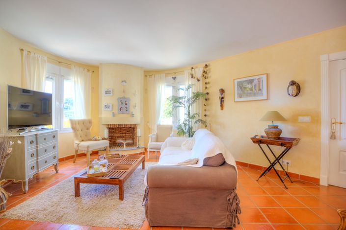 Image No.7-3 Bed Villa for sale