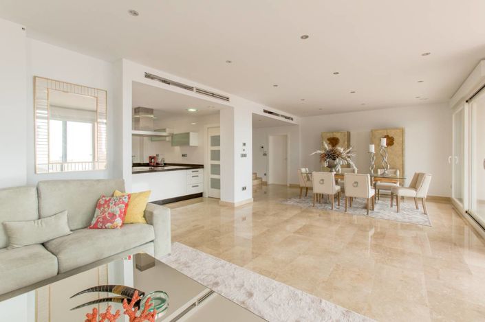 Image No.18-4 Bed Villa for sale