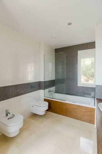 Image No.46-4 Bed Villa for sale