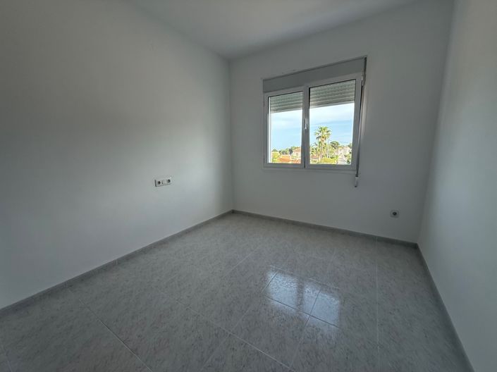 Image No.17-3 Bed Bungalow for sale