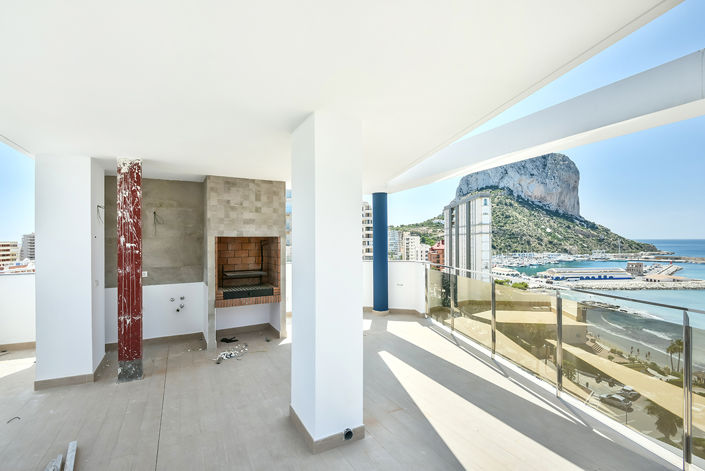 Image No.21-3 Bed Apartment for sale