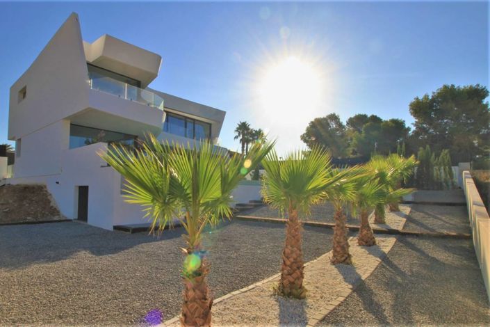 Image No.1-Villa de 4 chambres à vendre à Calpe