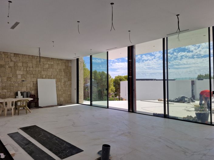 Image No.9-4 Bed Villa for sale