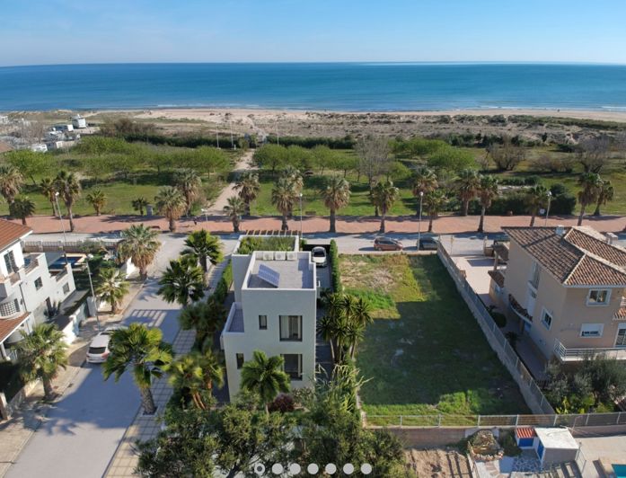 Image No.2-5 Bed Villa for sale