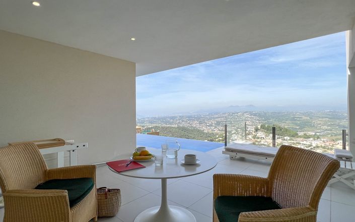 Image No.14-2 Bed Villa for sale