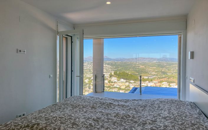 Image No.20-2 Bed Villa for sale