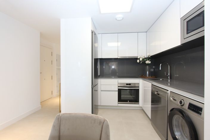 Image No.17-3 Bed Apartment for sale