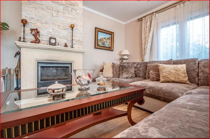 Image No.10-3 Bed Villa for sale