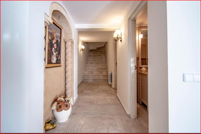 Image No.12-3 Bed Villa for sale