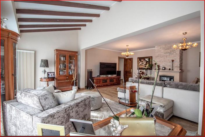 Image No.9-3 Bed Villa for sale