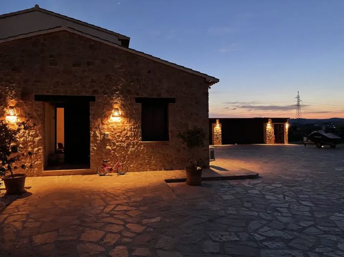 Image No.29-5 Bed Villa for sale