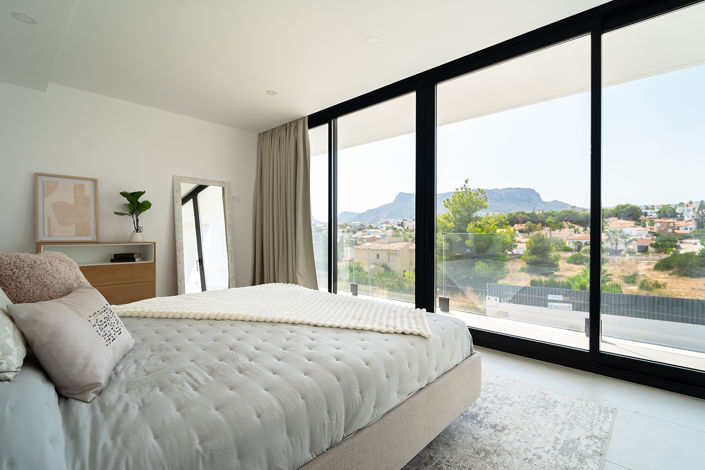 Image No.12-3 Bed Villa for sale