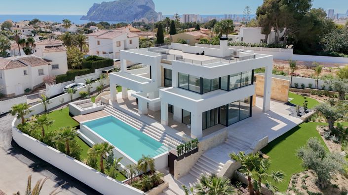 Image No.1-4 Bed Villa for sale