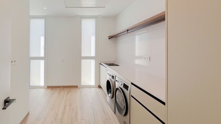 Image No.17-4 Bed Villa for sale