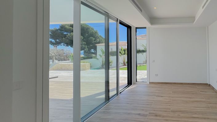 Image No.21-4 Bed Villa for sale