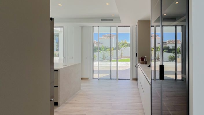 Image No.27-4 Bed Villa for sale