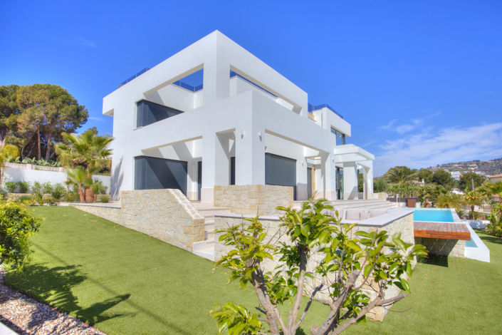 Image No.3-4 Bed Villa for sale