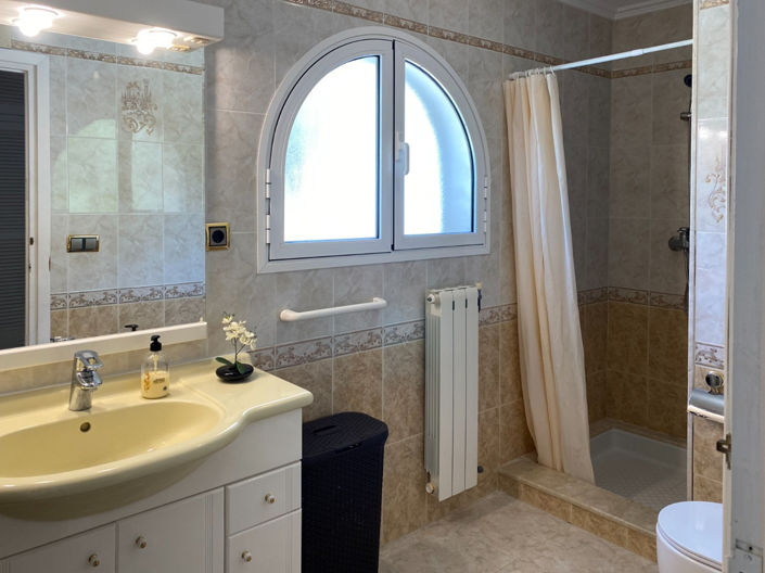 Image No.19-4 Bed Villa for sale