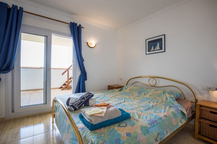 Image No.18-2 Bed Apartment for sale