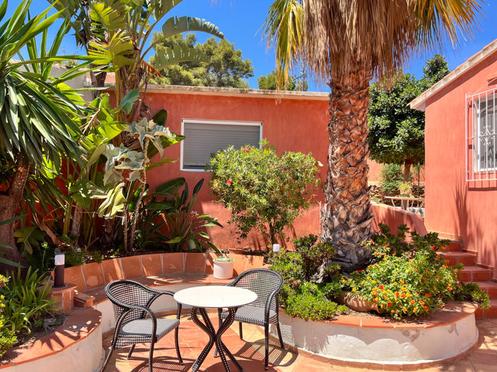 Image No.10-4 Bed Villa for sale