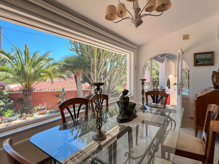 Image No.25-4 Bed Villa for sale