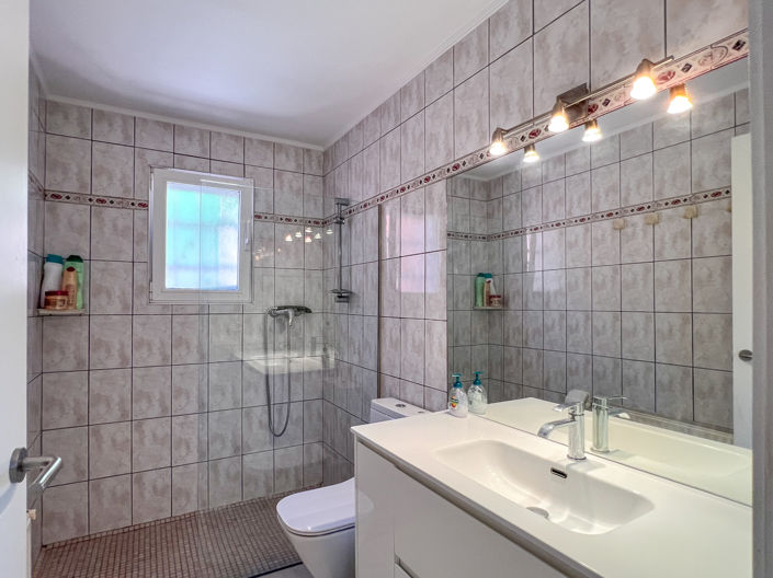 Image No.26-4 Bed Villa for sale