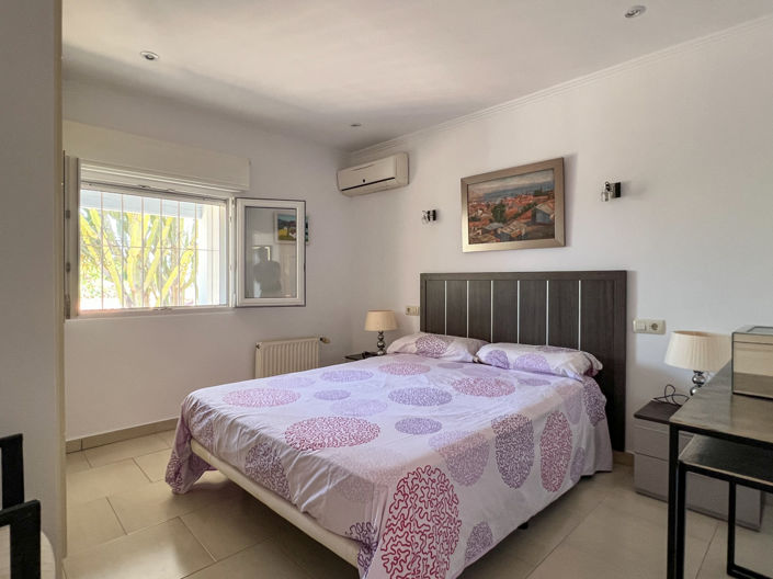 Image No.27-4 Bed Villa for sale