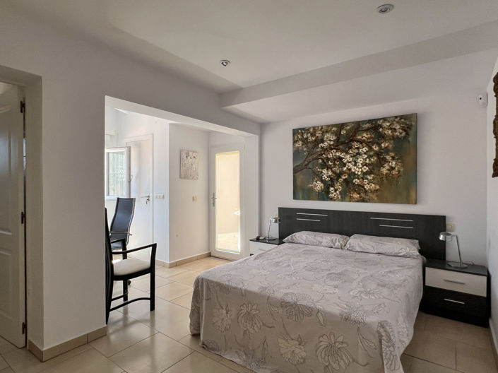 Image No.29-4 Bed Villa for sale