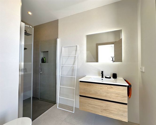 Image No.41-4 Bed Villa for sale