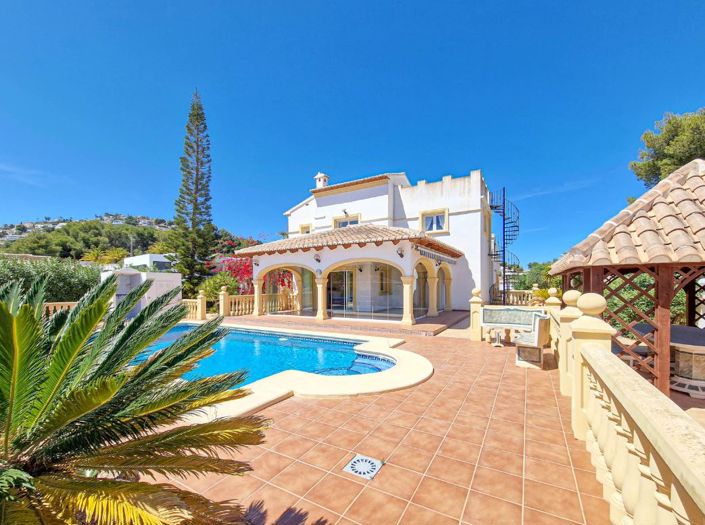 Image No.1-4 Bed Villa for sale
