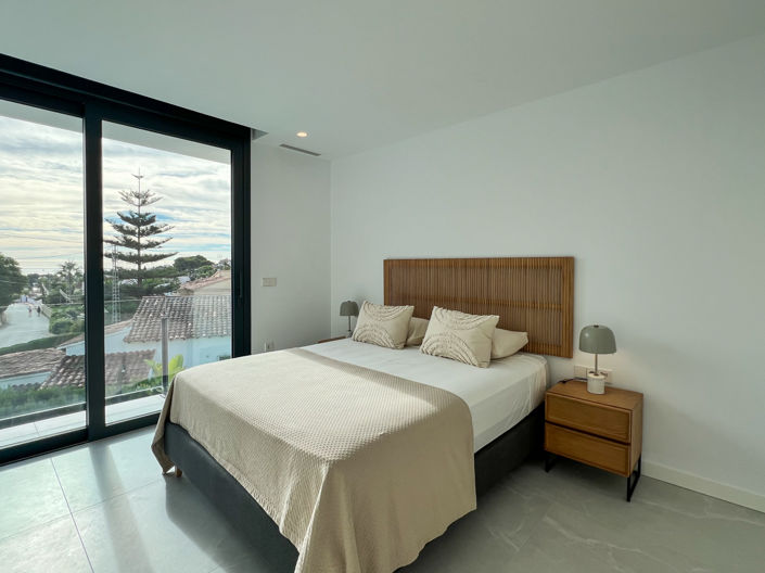 Image No.24-4 Bed Villa for sale