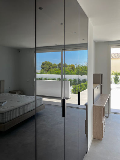 Image No.15-5 Bed Villa for sale