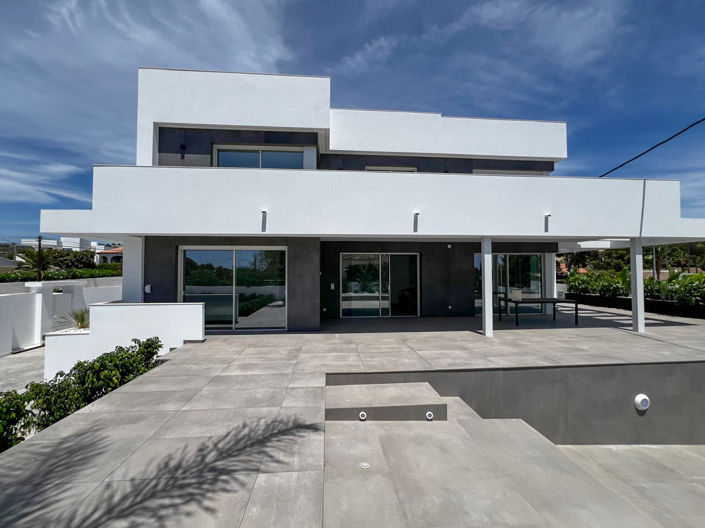 Image No.5-5 Bed Villa for sale