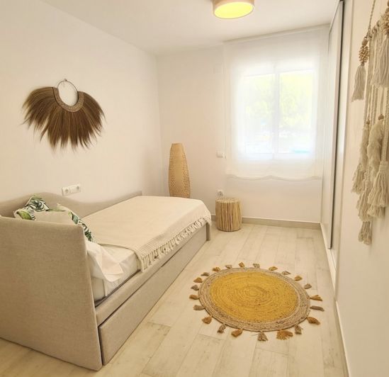 Image No.14-3 Bed Apartment for sale