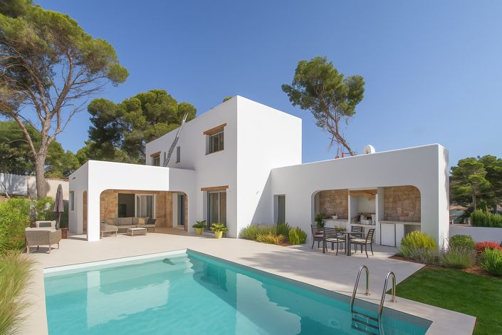 Image No.1-3 Bed Villa for sale