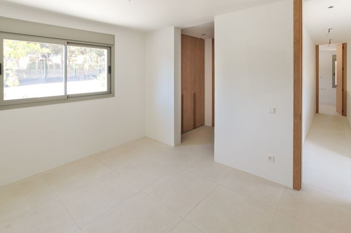 Image No.25-3 Bed Villa for sale