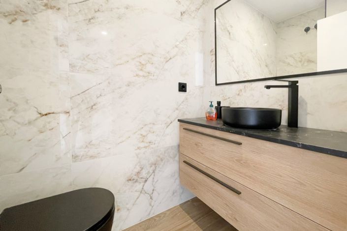 Image No.12-3 Bed Apartment for sale