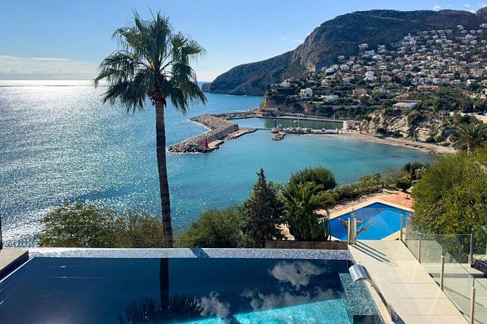 Image No.1-Villa de 4 chambres à vendre à Calpe