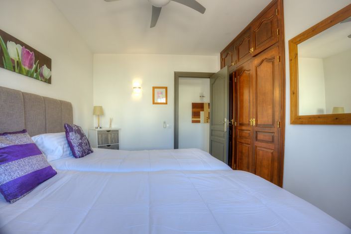 Image No.24-3 Bed Villa for sale