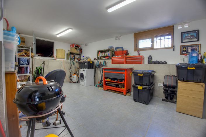 Image No.43-3 Bed Villa for sale